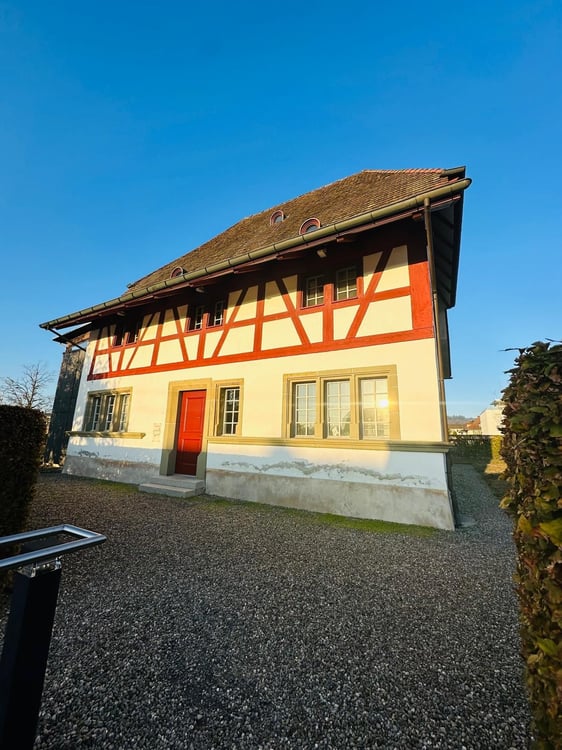 Büro zu vermieten – im 1. OG eines charmanten Hauses 1