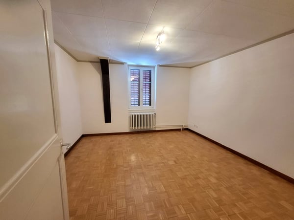 Wohnung mitten im Städtchen Aarburg mit toller Aussicht auf die Burg 4