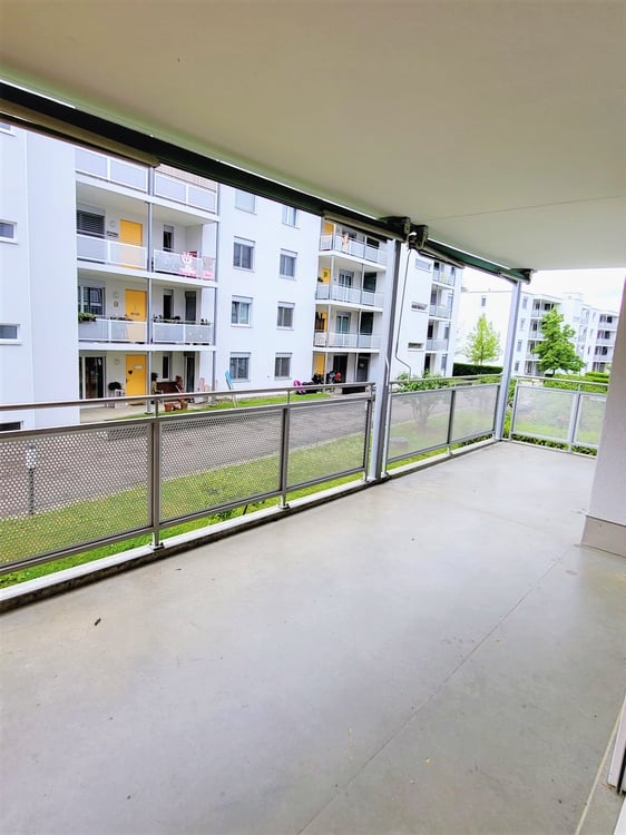 Moderne Wohnung mit 2 Balkonen, an sehr familienfreundlicher Lage 6