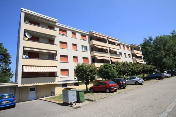 Attraktive 4-Zimmerwohnung mit Balkon und schöner Aussicht 8