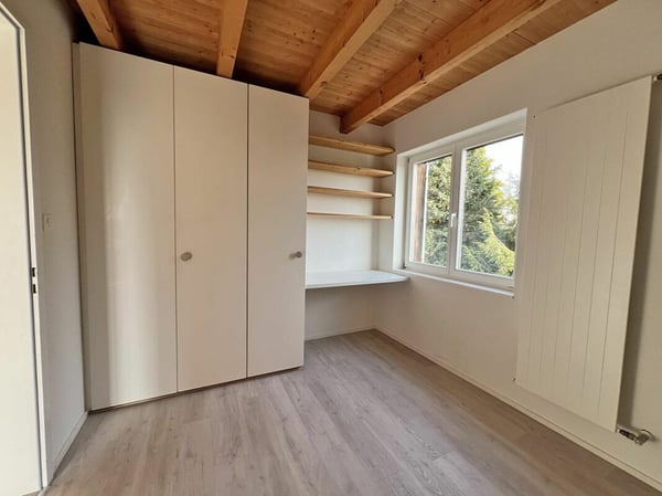 Liegenschaft mit zwei Wohnungen und Garage 4