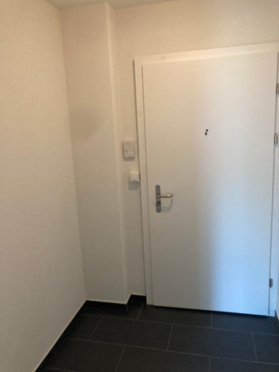 2-Zimmerwohnung mit grossem sonnigem Balkon 18