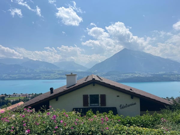 Zweifamilienhaus in Tschingel / Sigriswil - Wohnen mit Aussicht 2