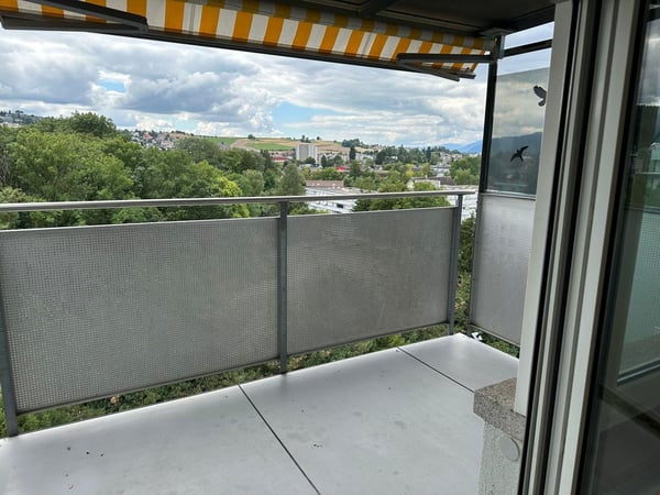 Schöne grosse 1.5-Zimmerwohnung im 7.OG mit Weitsicht 10