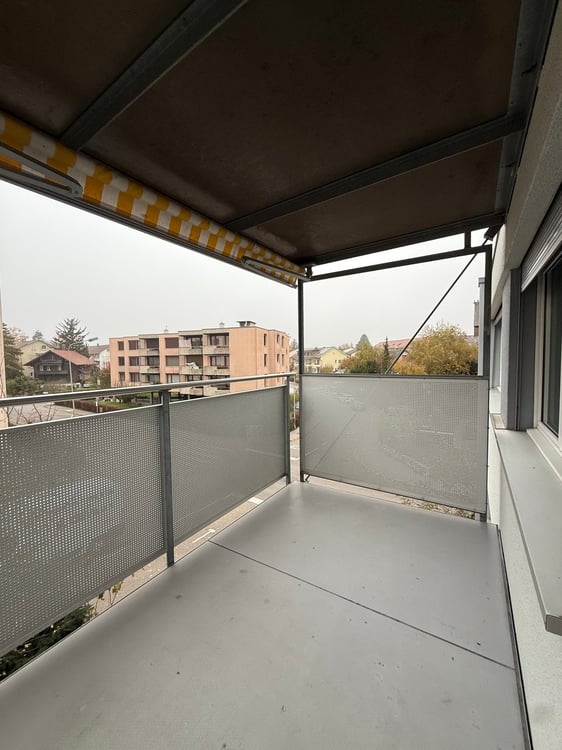 Komplett sanierte 1.5-Zimmer Wohnung an der Aegertenstrasse 24 in Biel 12