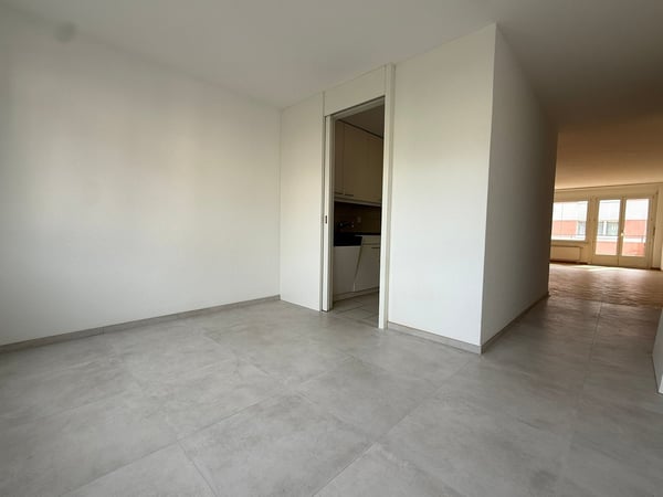 Große, moderne und sanierte 3.5 Zimmerwohnung im beliebtem Gurzelenquartier 5