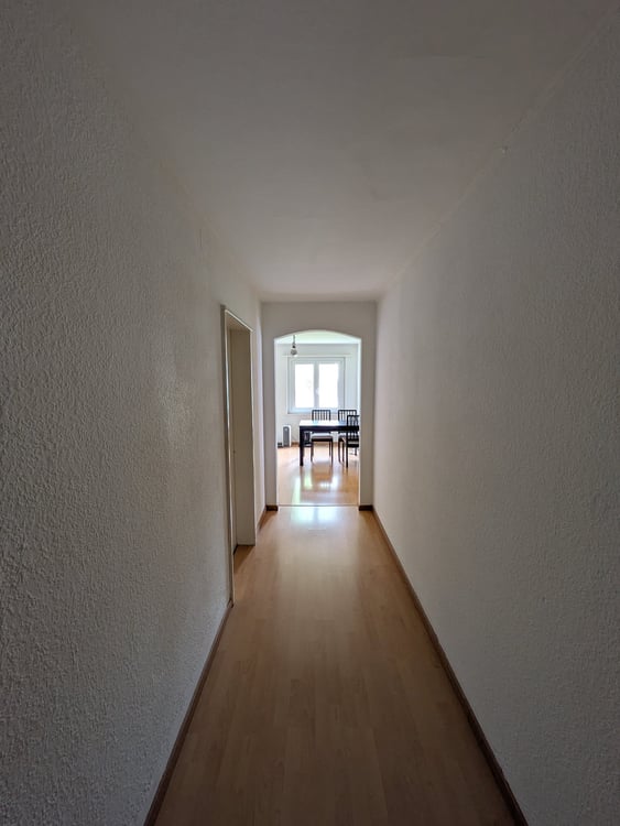 Gemütliche 3-Zimmerwohnung mit Balkon in Brügg 7