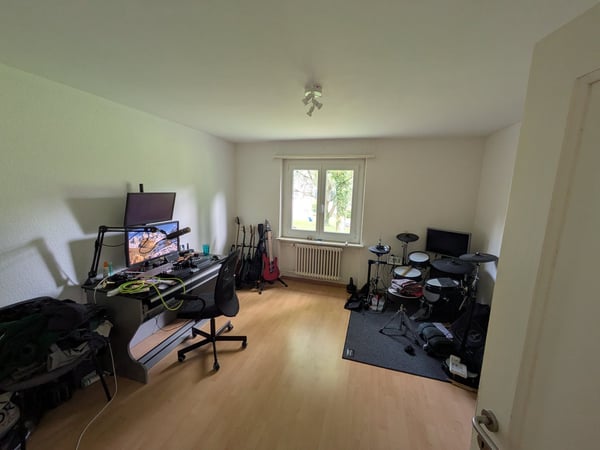 Gemütliche 3-Zimmerwohnung mit Balkon in Brügg 5