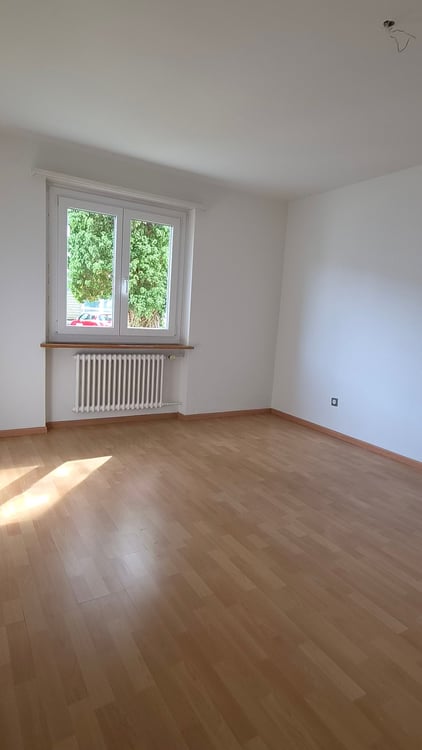 Helle 2-Zimmer-Wohnung mit Balkon in Brügg – sofort verfügbar! 8