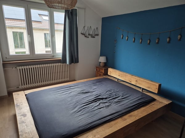 Helle 4.5-Zimmerwohnung mit Balkon in Brügg 3