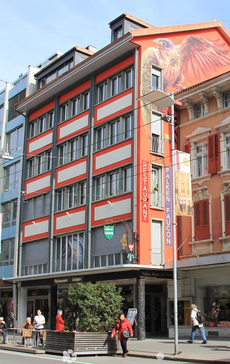 Exklusive 2.5-Zimmerwohnung im Zentrum von Biel 1