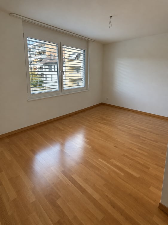 Moderne 3.5-Zimmerwohnung mit Balkon und Lift in Pieterlen 7