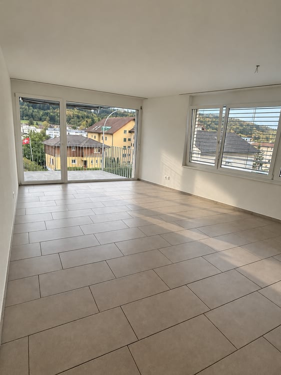 Moderne 3.5-Zimmerwohnung mit Balkon und Lift in Pieterlen 5