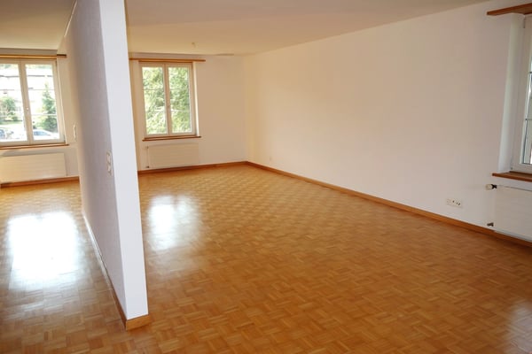 Moderne Altbau 5 1/2 Maisonette Wohnung in ehemaligen Bauernhaus 2