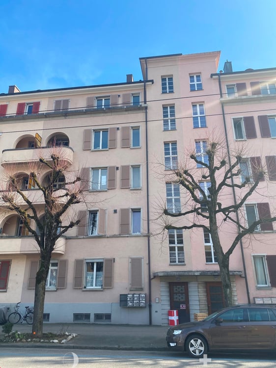 Schöne 3.5-Zimmerwohnung im begehrten Gurzelenquartier in Biel 1