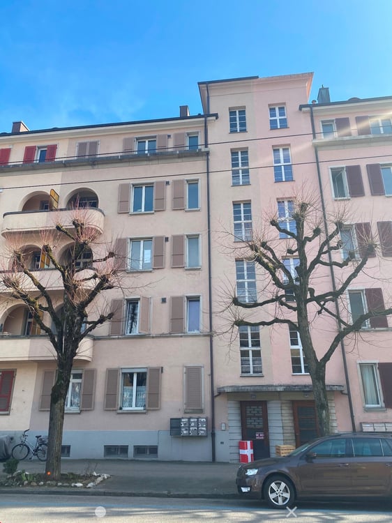 Schöne 3.5-Zimmerwohnung im begehrten Gurzelenquartier in Biel 1