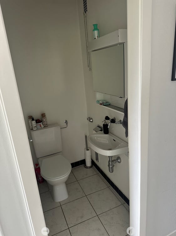 Helle 3.5-Zimmerwohnung mit zwei Balkonen in Biel 5