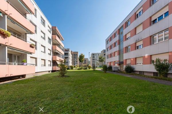 Grosszügige und helle 3-Zimmerwohnung mit Balkon im Gurzelenquartier 1