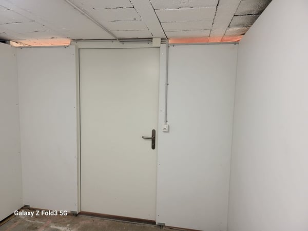 Praktischer Kellerraum / Lagerfläche im Zentrum von Biel 5
