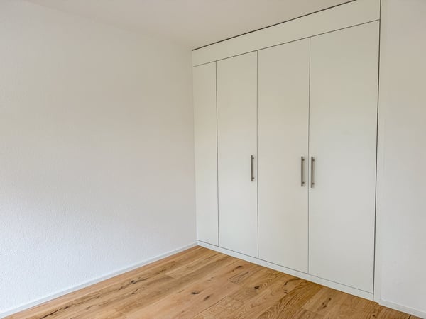 Zweitbezug nach umfassender Sanierung - Moderne 3.5-Zimmerwohnung mit zwei Balkonen – 6