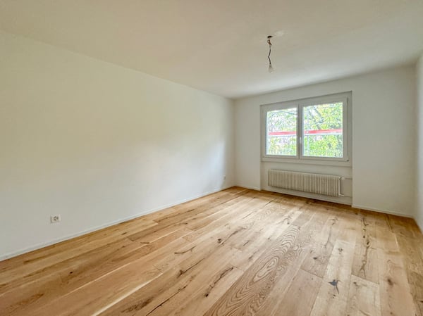 Zweitbezug nach umfassender Sanierung - Moderne 3.5-Zimmerwohnung mit zwei Balkonen – 4