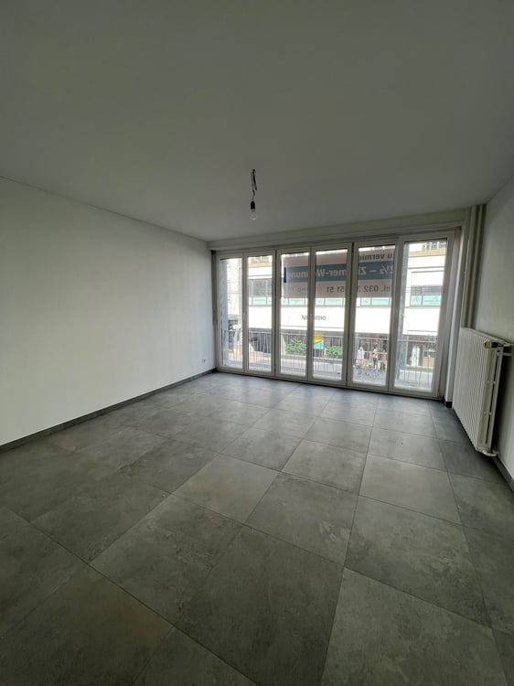Moderne 2.5-Zimmer-Wohnung an zentraler Lage in Biel 6