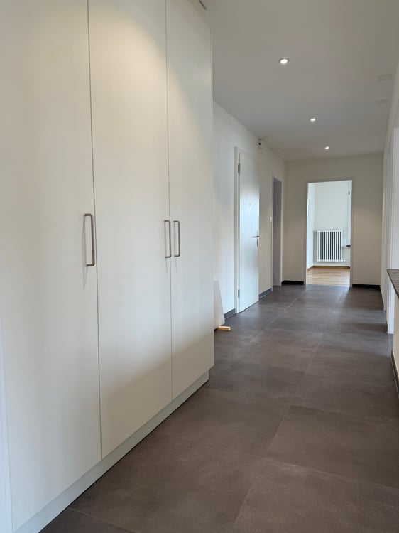 Stillvolle zentral gelegene 3.5-Zimmerwohnung mit grossem Balkon 13