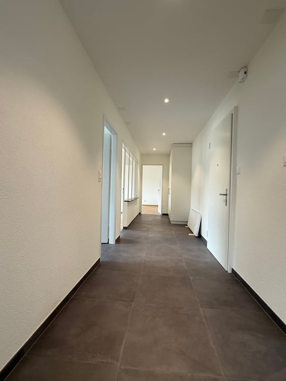 Stillvolle zentral gelegene 3.5-Zimmerwohnung mit grossem Balkon 10