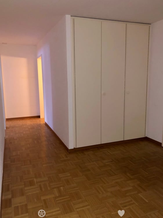 Helle 3.5-Zimmerwohnung mit grossem Balkon in Biel 6