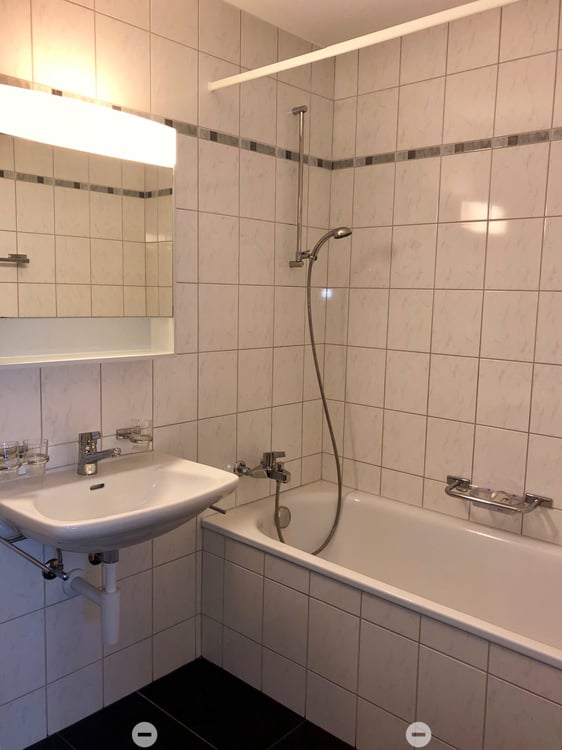 Helle 3.5-Zimmerwohnung mit grossem Balkon in Biel 5