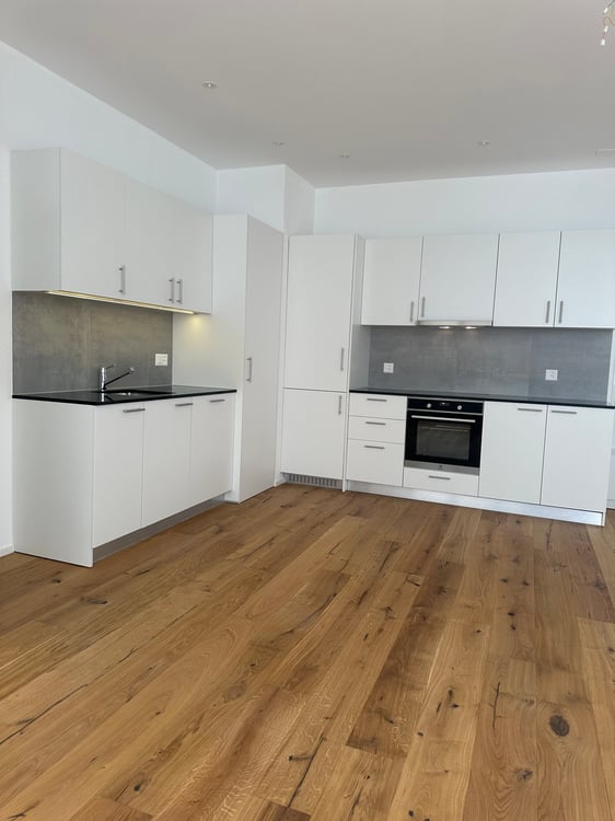 Moderne 2-Zimmerwohnung an bester zentraler Lage in Biel 1
