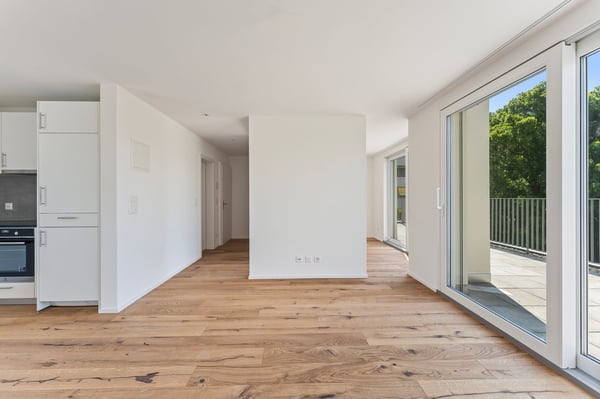 Moderne 2.5-Zimmer-Attikawohnung mit zwei grosszügigen Terrassen in Nidau 8