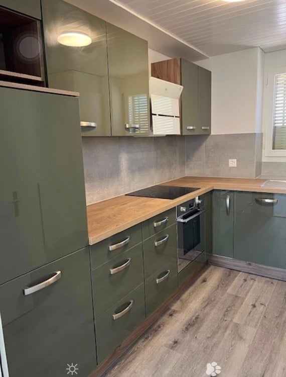 Charmante 3-Zimmer-Dachwohnung mit modernem Ausbau in Biel 1