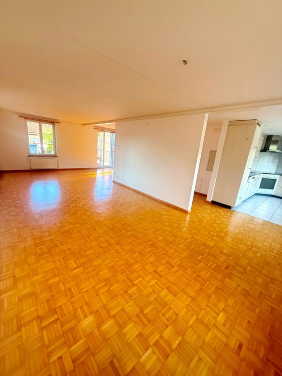 Moderne Altbau 5 1/2 Maisonette Wohnung in ehemaligen Bauernhaus 2