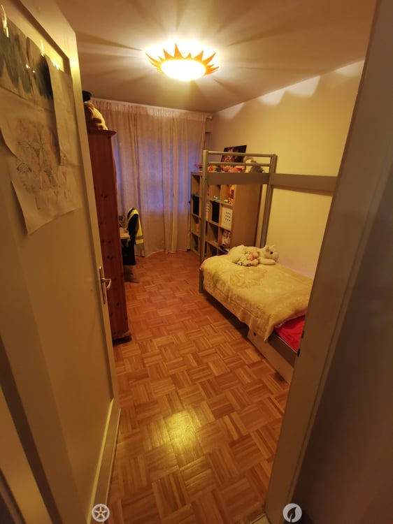 Attraktive 5.5-Zimmerwohnung mit Balkon in Biel 6