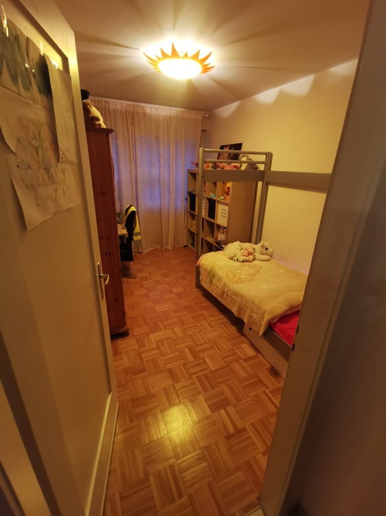 Attraktive 4.5-Zimmerwohnung mit Balkon in Biel 6