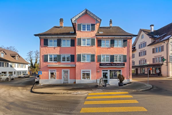 Attraktives Büro im 2. Obergeschoss an zentraler Lage in Wetzikon zu vermieten 1