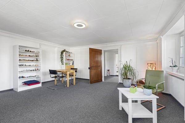 Attraktives Büro im 2. Obergeschoss an zentraler Lage in Wetzikon zu vermieten 7