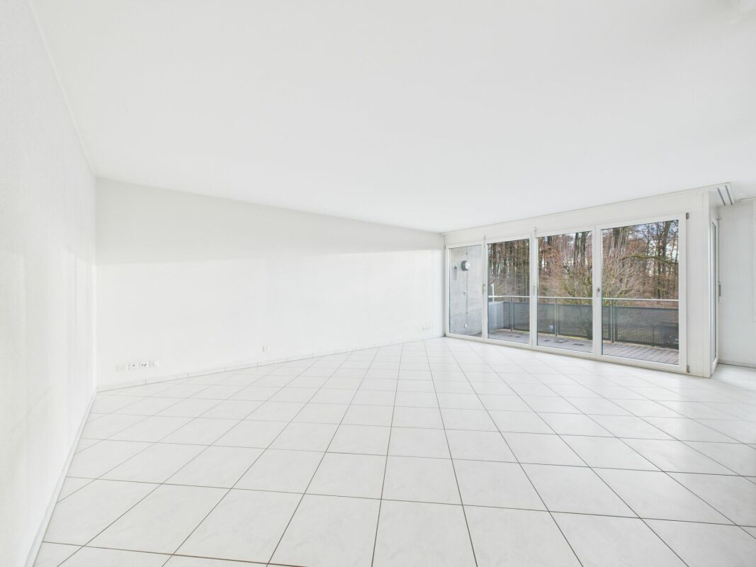 3½-Zimmer-Wohnung mit Einstellhallenplatz
