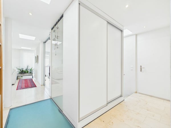 Exklusives 5½-Zimmer-Terrassenhaus mit Weitsicht 15