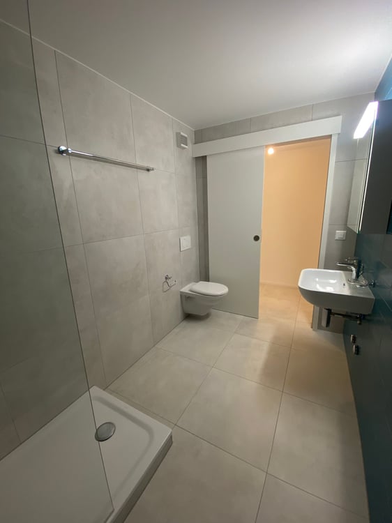 Grand studio de style loft à proximité immédiate de nombreuses commodités 3