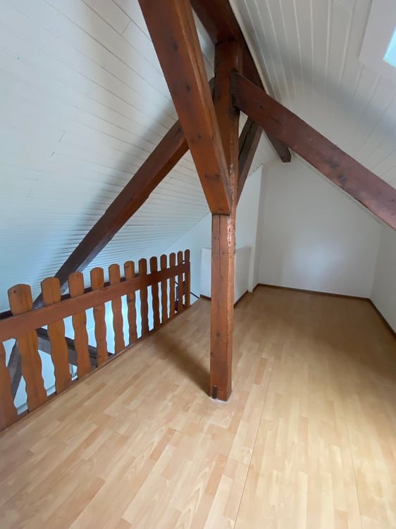Charmant duplex de 1 pièces à Couvet 10