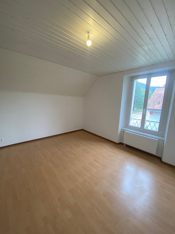 Charmant duplex de 1 pièces à Couvet 7