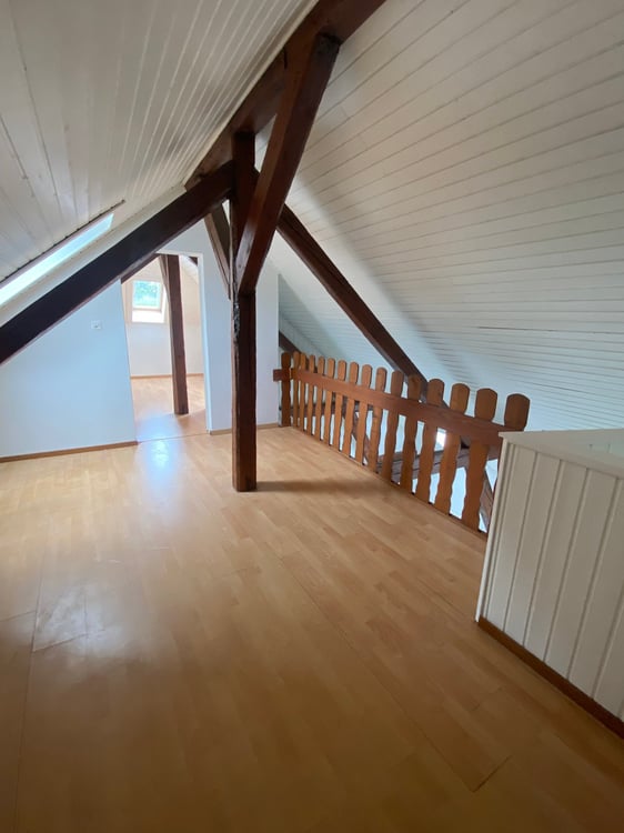 Charmant duplex de 4 pièces à Couvet