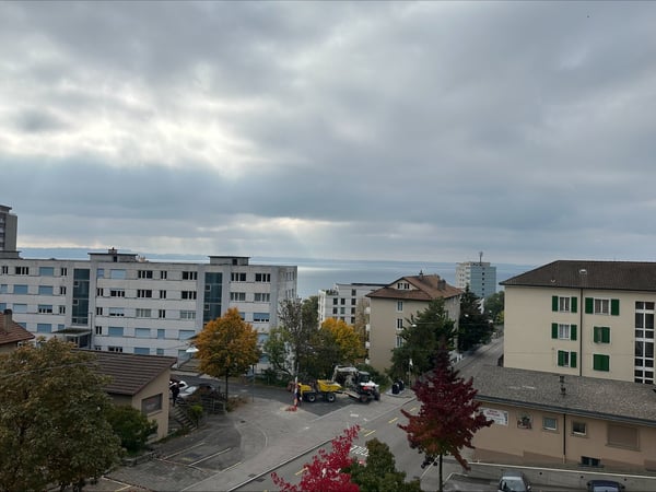 Charmant appartement rénové de 2.5 pièces avec vue sur le lac à Neuchâtel 6