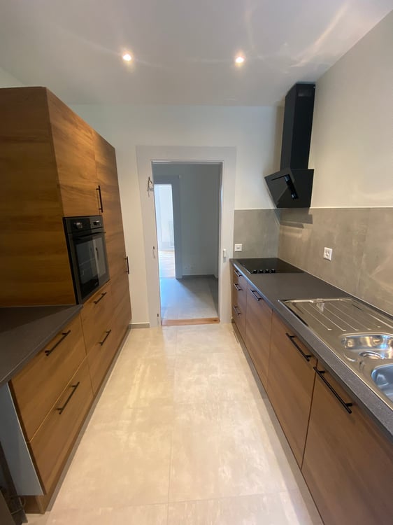 Splendide appartement lumineux avec balcon au cœur de Neuchâtel 2