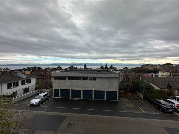 Magnifique appartement de 1.5 pièces avec balcon panoramique à Neuchâtel 9