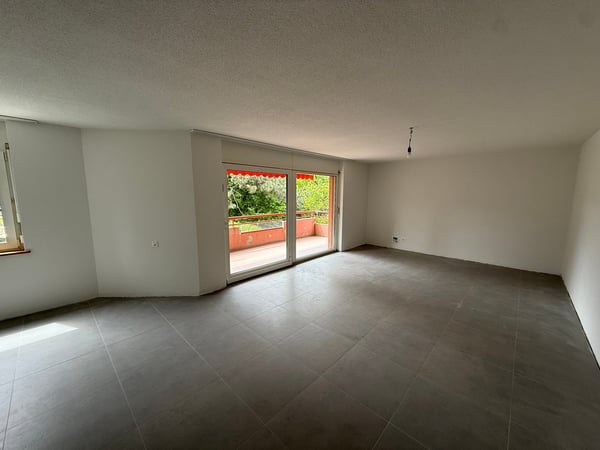 Appartement lumineux de 4.5 pièces avec balcon à Corcelles 5