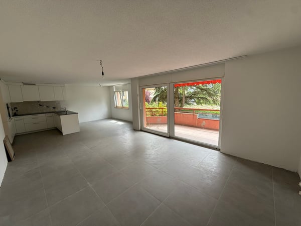 Appartement lumineux de 4.5 pièces avec balcon à Corcelles 6