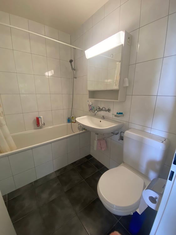 Très bel appartement de 4 pièces avec vue à Hauterive 6